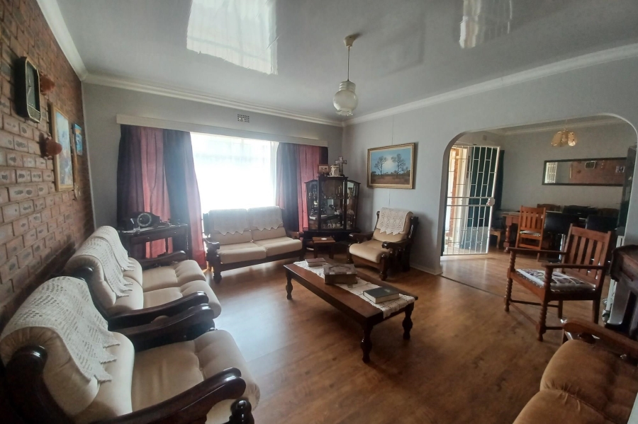 4 Bedroom Property for Sale in Riebeeckstad Free State